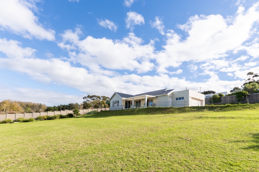 1 Bedroom Property for Sale in Napier Western Cape